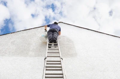 Peinture extérieure à Cour-l'Évêque — façades et ravalement